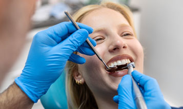 Tooth Filling in Delhi